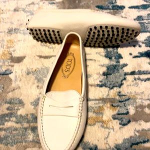 TOD'S White Loafer